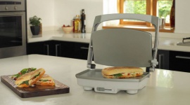 Breville - Tosty dobre na wszystko Dom, LIFESTYLE - Pieczywo tostowe i opiekacz zapewnią smaczne śniadanie, czy też pozwolą przygotować smaczne przekąski, gdy z niezapowiedzianą wizytą odwiedzą nas znajomi.