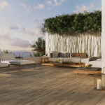 Wiosenne inspiracje na Twój balkon i taras – gresy od Cersanit