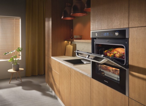  Dom, LIFESTYLE - Piekarnik Samsung Dual Cook Flex™ w połączeniu z naczyniem Dual Cook Steam to zestaw poszerzający możliwości Twojej kuchni.