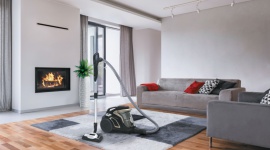 5 powodów, dla których warto wybrać odkurzacz bezworkowy Dom, LIFESTYLE - Przyjrzymy się bliżej odkurzaczom bezworkowym, które jak sama nazwa wskazuje nie wymagają dodatkowych worków na kurz, a wszystkie nieczystości zbierane są w praktycznym, przezroczystym pojemniku. Jednym z takich odkurzaczy jest Hoover H-POWER 700 HP720PET 011.