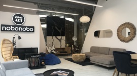 Domoteka zaprasza do nowo otwartego salonu ave ART Dom, LIFESTYLE - Centrum Wyposażenia Wnętrz Domoteka wzbogaciło się o nowego najemcę. Od 3 lipca otwarty jest salon ave ART, który oferuje nowoczesne meble oraz designerskie oświetlenie polskich producentów. Głównym partnerem jest zaś firma Nobonobo.