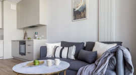House–Coaching. Empatyczne urządzanie wnętrz Dom, LIFESTYLE - Człowiek zawsze stara się dążyć do poczucia spełnienia i życiowej równowagi. Aby w pełni rozwinąć swój potencjał i możliwości, ważne jest, aby domowa przestrzeń zapewniała bezpieczeństwo. Dom powinien również wzbudzać pozytywne wibracje oraz inspirować do działania.