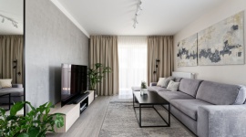 Kompromis Yin i Yang w mieszkaniu nad Wartą Dom, LIFESTYLE - Prezentowane dziś mieszkanie ma niecałe 60 metrów kwadratowych i znajduje się na poznańskiej Łacinie, dzielnicy, w której wielkomiejski styl udało się połączyć z sąsiadującą tuż obok zielenią.