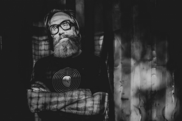 Dom, LIFESTYLE - Grand Prix 23 Konkursu KOŁO „Projekt łazienki 2021” na projekt toalety publicznej w rejonie Polany Huciska w Dolinie Chochołowskiej na obszarze Tatrzańskiego Parku Narodowego otrzymała praca o godle 1534, „Uniesiona łąka”, której autorami są Ewa Pokrzywa i Marcin Gierbienis.